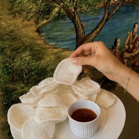 Prawn crackers with dip at Cook Art